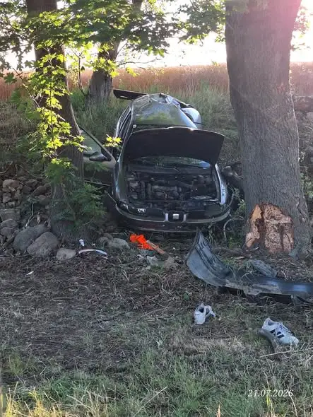 Tragiczny wypadek w Tarnowie: nieprzytomny kierowca reanimowany, lądował LPR