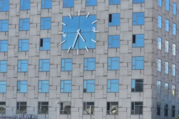 Zmiana godzin pracy Urzędu Miejskiego w Ryglicach z powodu upałów