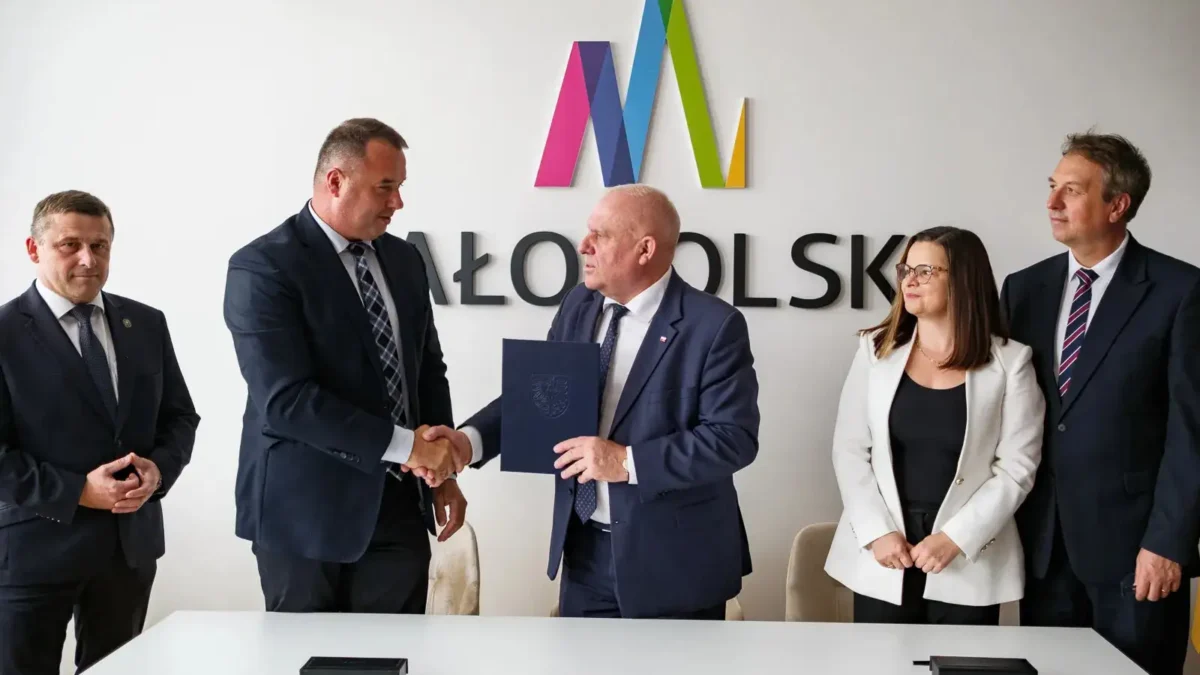 Gminy z regionu tarnowskiego podpisały umowy na dofinansowanie zbiorników na deszczówkę
