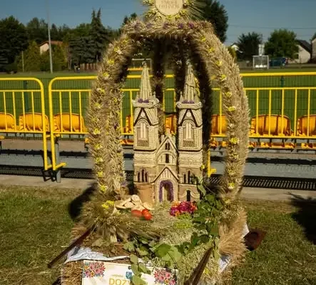 Gmina Żabno na Dożynkach Powiatowych w Gromniku – wieniec z Goruszowa