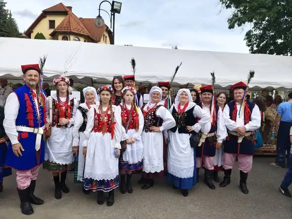 Wieńce dożynkowe z Lubczy nagrodzone w Gromniku