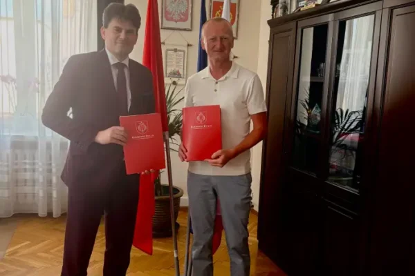 Gmina Ryglice podpisała umowy na modernizację szkół za 610 tys. zł