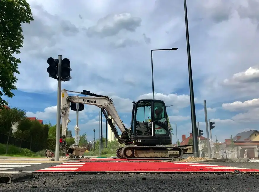 Umowa na modernizację dróg gminnych w Szerzynach podpisana