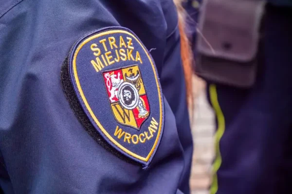 Sesja Rady Miejskiej w Zakliczynie: kluczowe uchwały budżetowe i pomoc finansowa dla Gródka nad Dunajcem