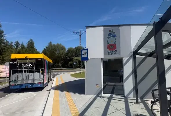 Elektryczny autobus na trasie Tarnów-Lubcza już kursuje przez Ryglice