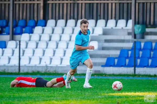 Olimpia Wojnicz wygrywa trzecie spotkanie z rzędu i pozostaje liderem