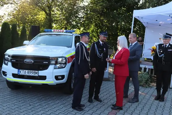 70 lat OSP Karwodrza: jubileusz, medal i nowy Ford Ranger