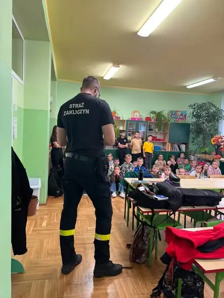 Strażacy z OSP Zakliczyn uczyli dzieci, jak ratować życie