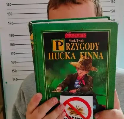 Tydzień Zakazanych Książek w Siemiechowie – biblioteka zaprasza do buntu czytelniczego