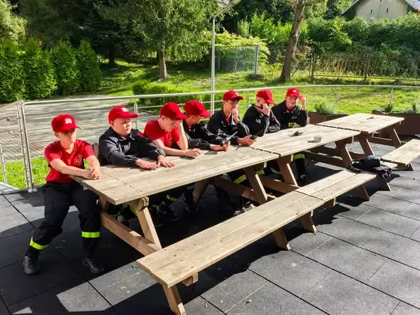 Młodzieżowa Drużyna Pożarnicza z Tuchowa na warsztatach ratowniczych w Porąbce