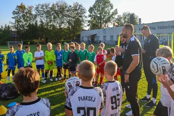 Młodzi piłkarze Olimpii Wojnicz powołani na konsultację kadry Podokręgu Tarnowskiego