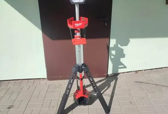 OSP Wietrzychowice wzbogaciła się o nowy zestaw elektronarzędzi