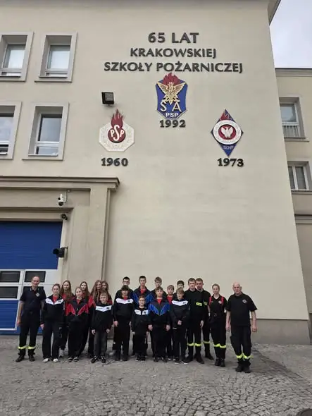 Młodzieżowe Drużyny Pożarnicze z gminy na wycieczce w Krakowie