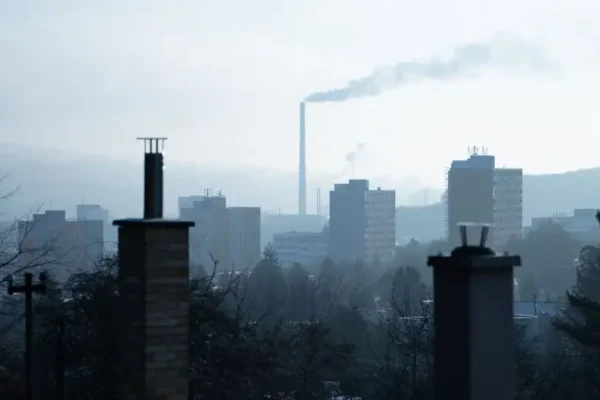 Gminy muszą kontrolować paleniska – nowe obowiązki i kary