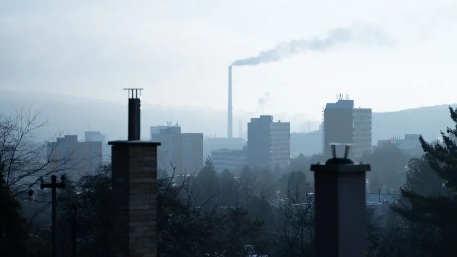 Gminy muszą kontrolować paleniska – nowe obowiązki i kary